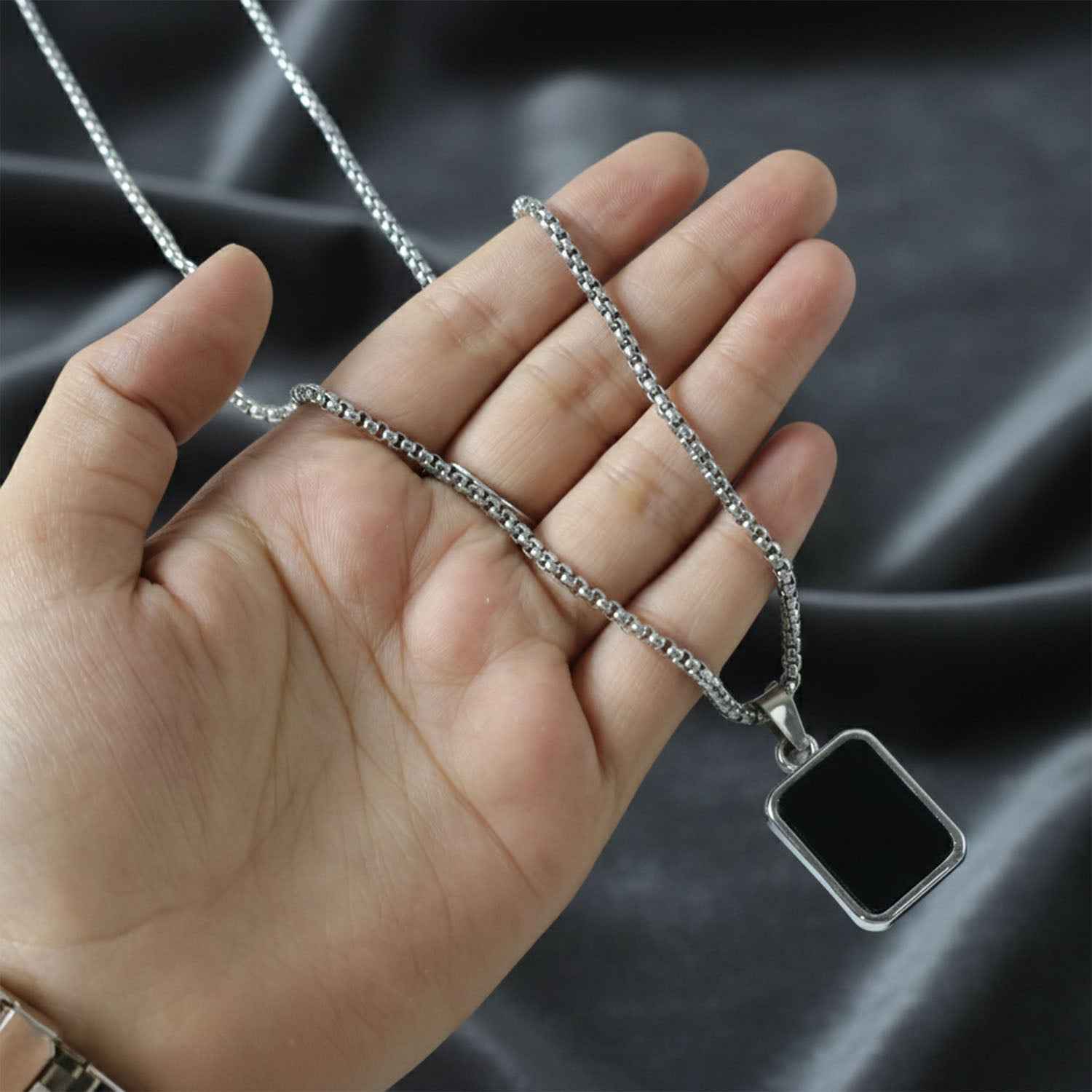 Men's Stainless-Steel Pendant Chain – Sleek Black Rectangle
