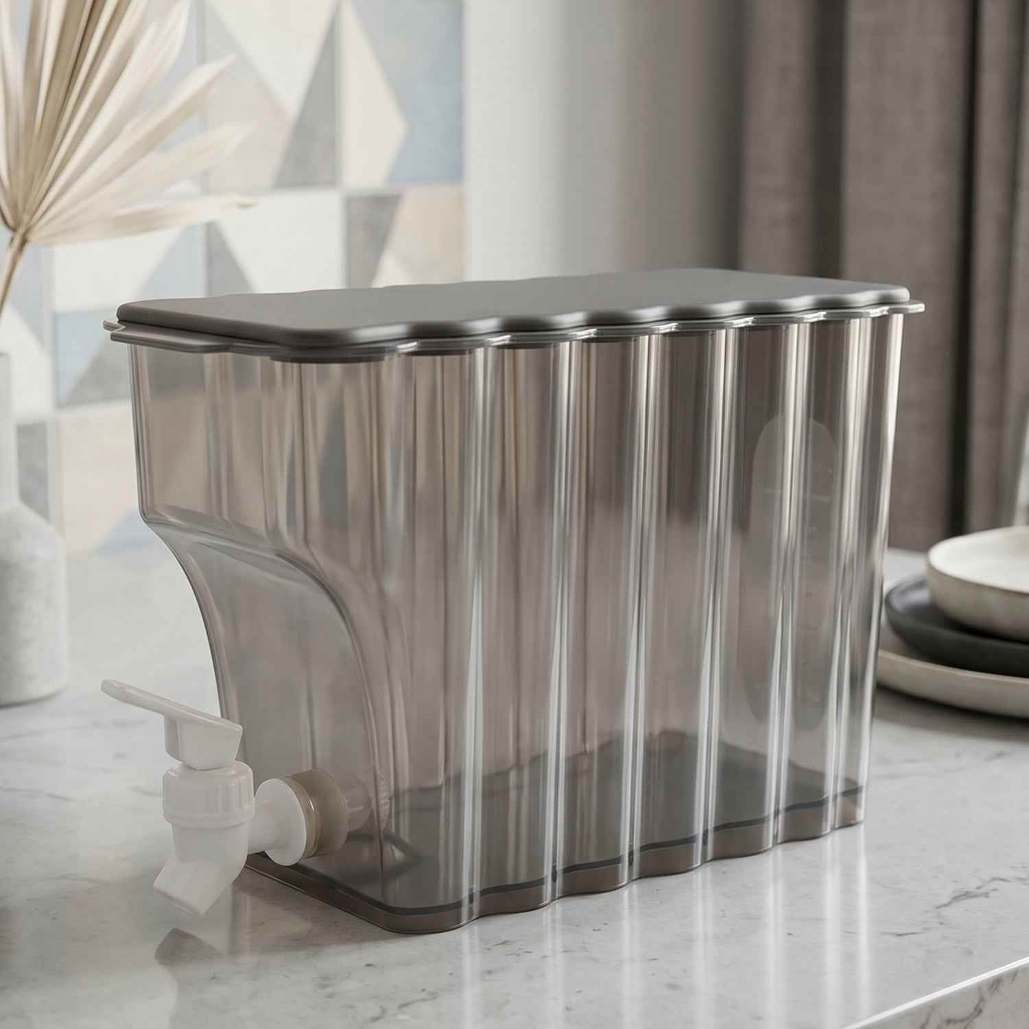Water Jug with Tap Dispenser Ð 3.6 Litre Compact Plastic Design