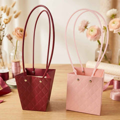 Foldable Flower Packaging Bag Ð Elegant & Water-Resistant Design
