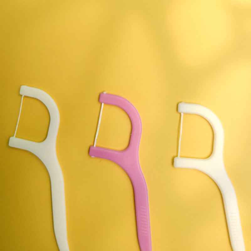 Dental Floss Picks – 20 Count for Complete Oral Care | MintGuard