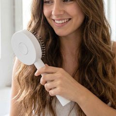 Self-Cleaning Hair Brush – Detangle & Massage | Velvet Wheels
