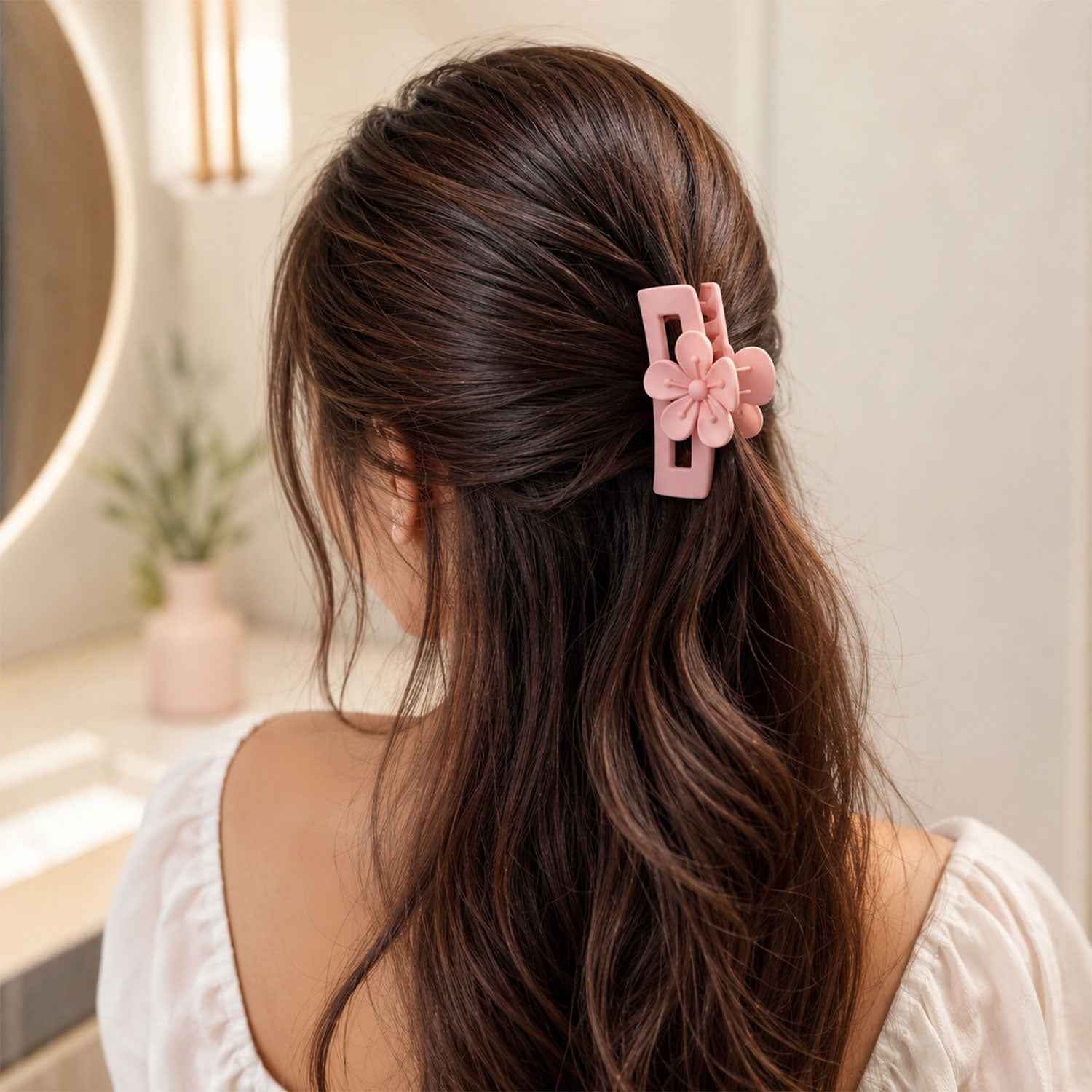 Plastic Hair Claw Clip Ð Strong Grip & Trendy Design for Women & Girls