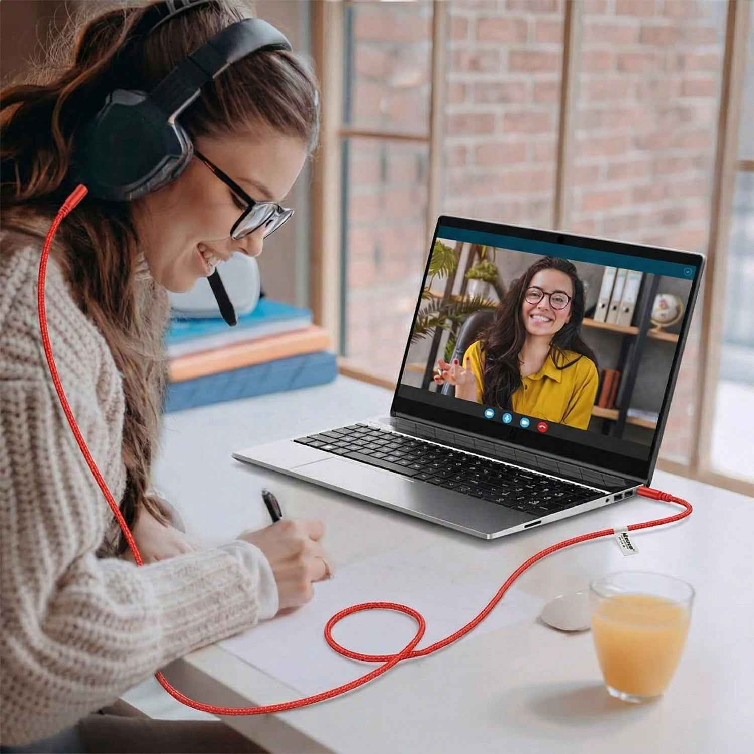 3.5mm AUX Audio Cable – High-Quality Stereo Sound for Devices