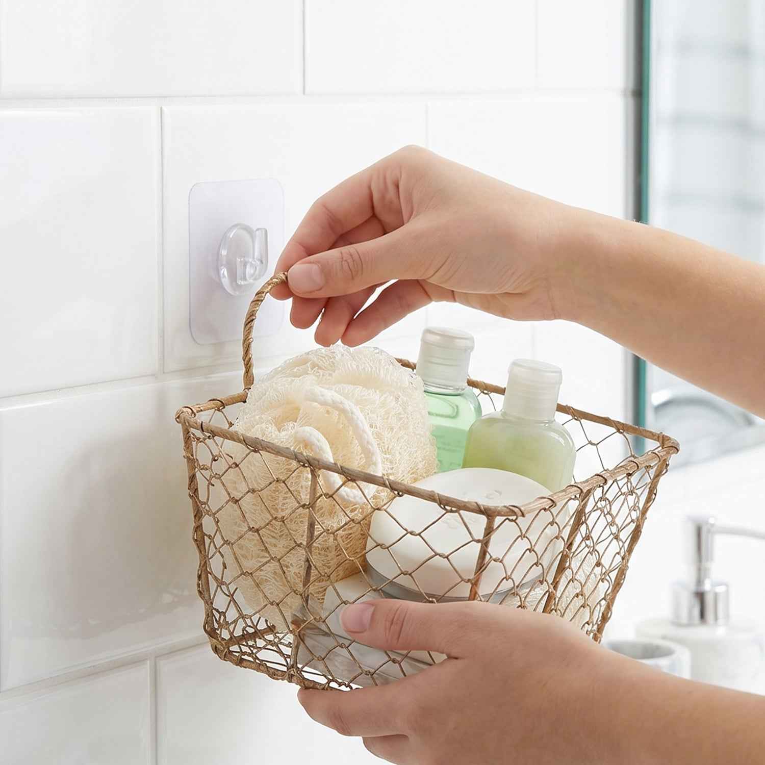 Self-Adhesive Wall Hook Ð Easy no-drill installation for versatile use