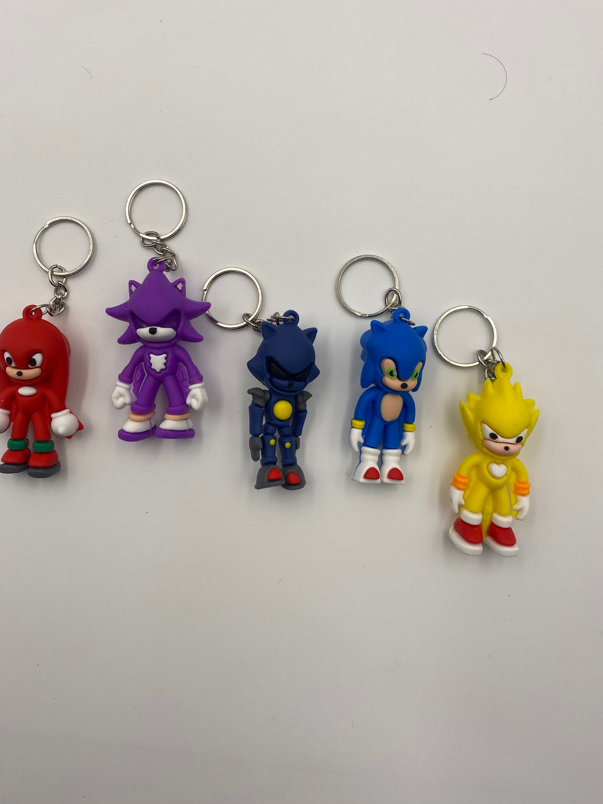 Sonic characters trending keychain (1043)