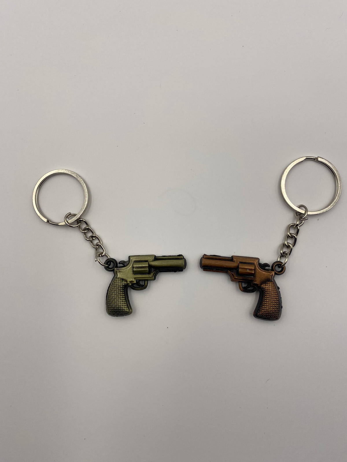 Mini revolver/gun metal keychain (1045)