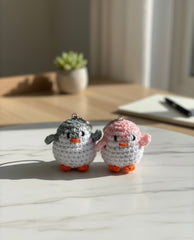 Crochet Cute penguin couple keychain