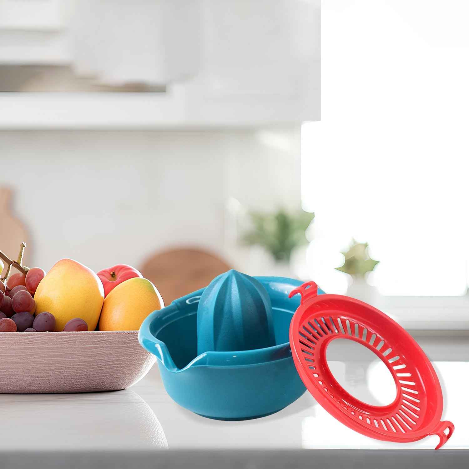Manual Citrus Juicer – Premium Hand Press with Lock & Strainer