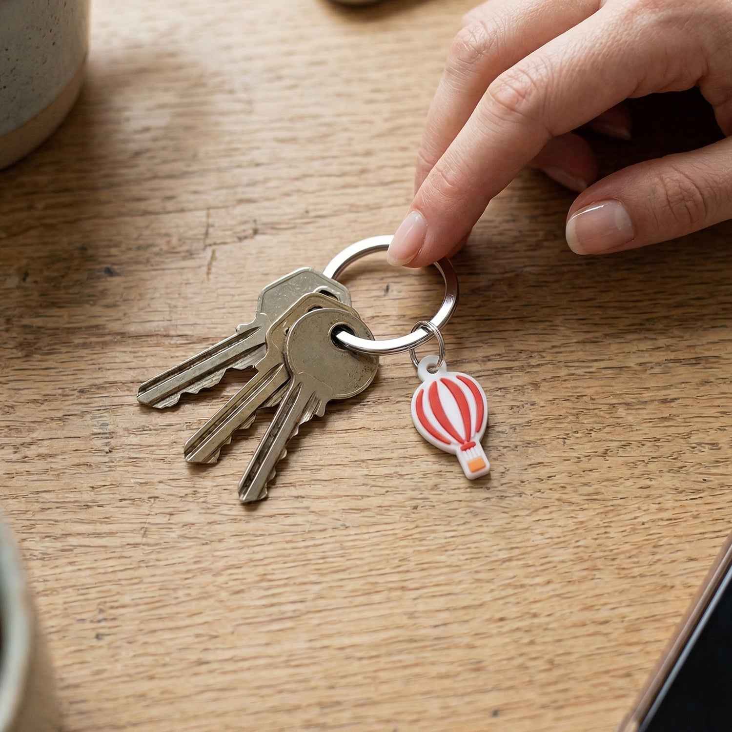Hot Air Balloon Bag Charm Keychain Set – Trendy Travel Accessory