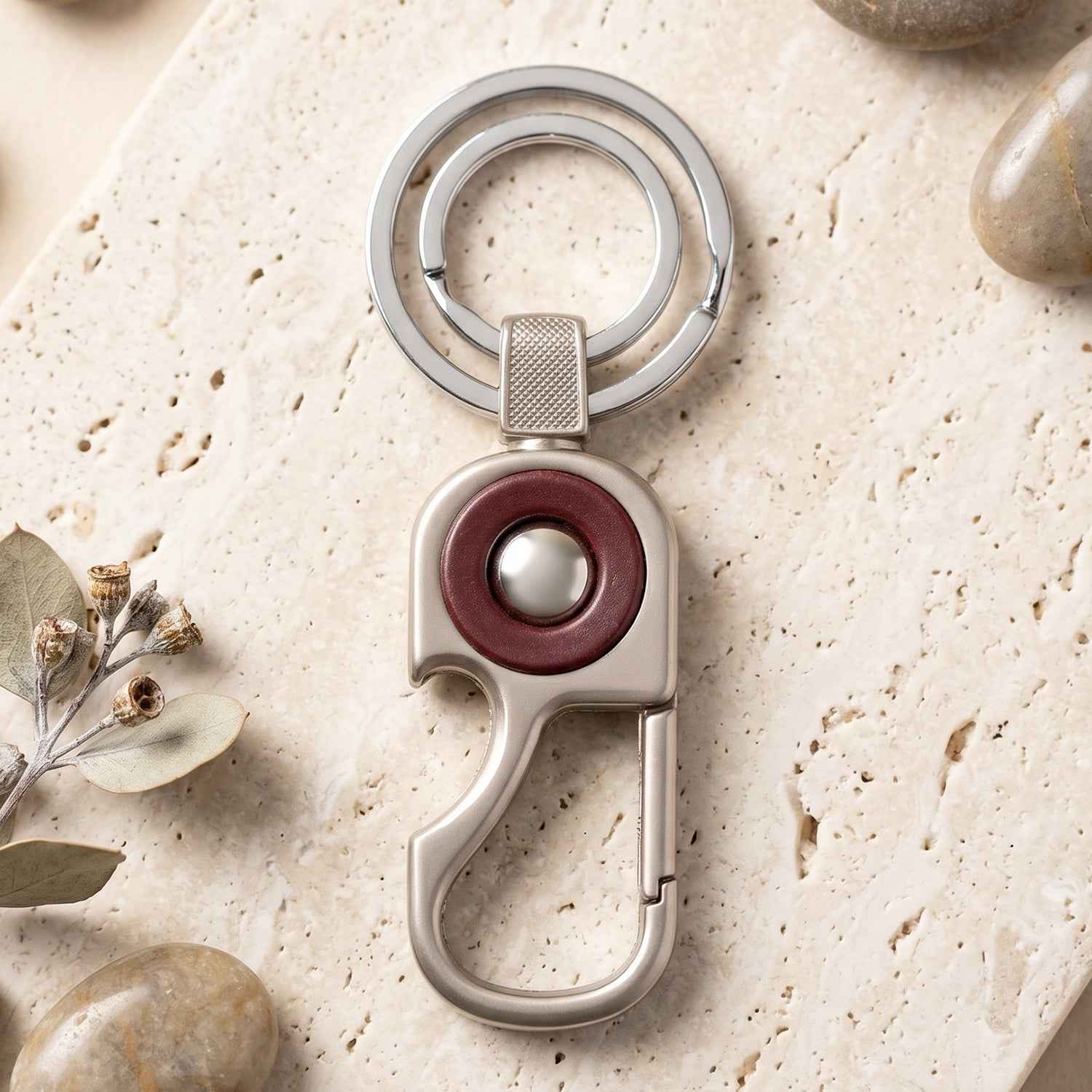 Heavy Duty Metal Key Holder – Secure Lock Carabiner & Dual Rings
