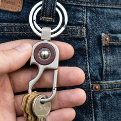 Heavy Duty Metal Key Holder – Secure Lock Carabiner & Dual Rings