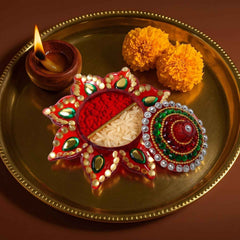 Decorative Kumkum Dani Ð Handcrafted with Stone Work Lid