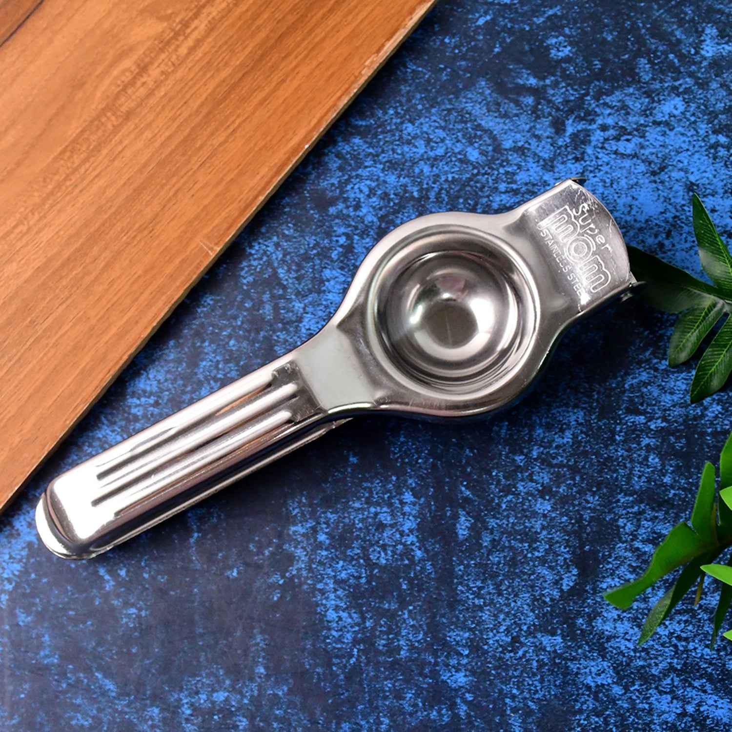 Stainless Steel Lemon Squeezer – 2-in-1 Juicer with Bottle Opener