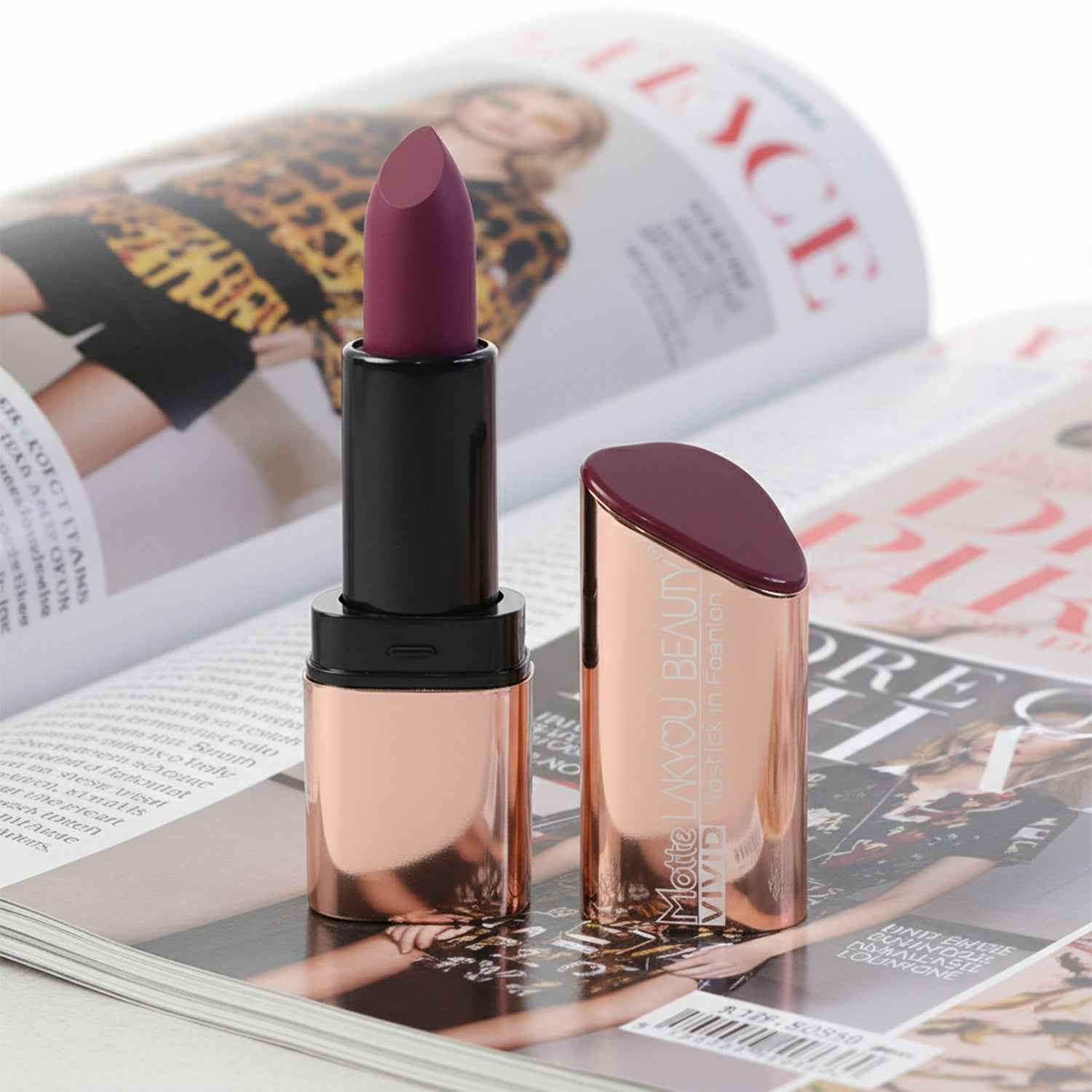 Vivid Matte Lipstick – Long-Lasting Bold Matte Color