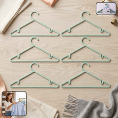 Plastic Clothes Hangers Ð Non-Slip Design for Safe Grip and Organization