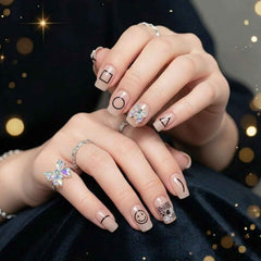 Press-On Nails Ð Reusable False Nail Set with Strong Glue for Equally Glam Looks