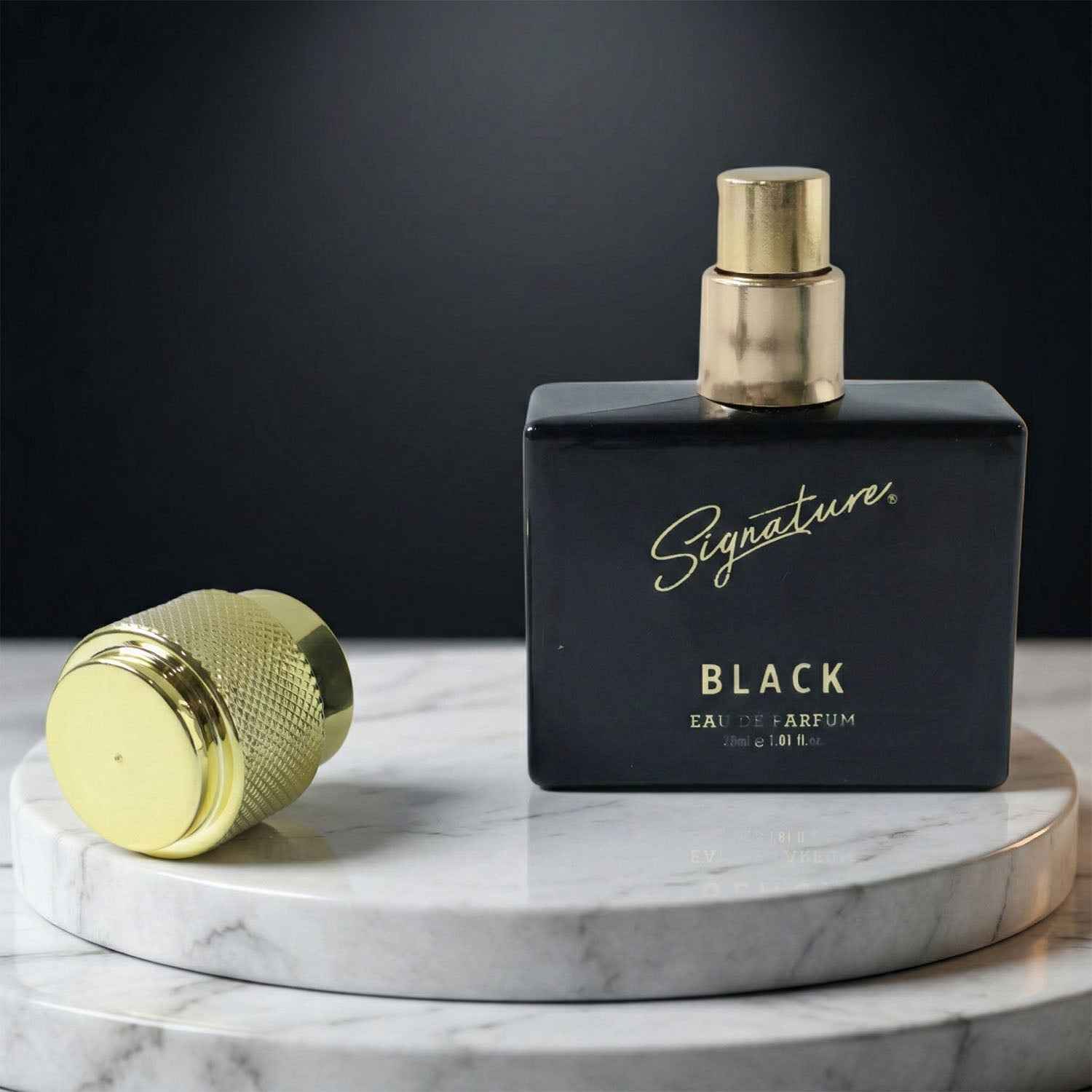 Signature Black Eau De Parfum – Long Lasting & Unisex Fragrance