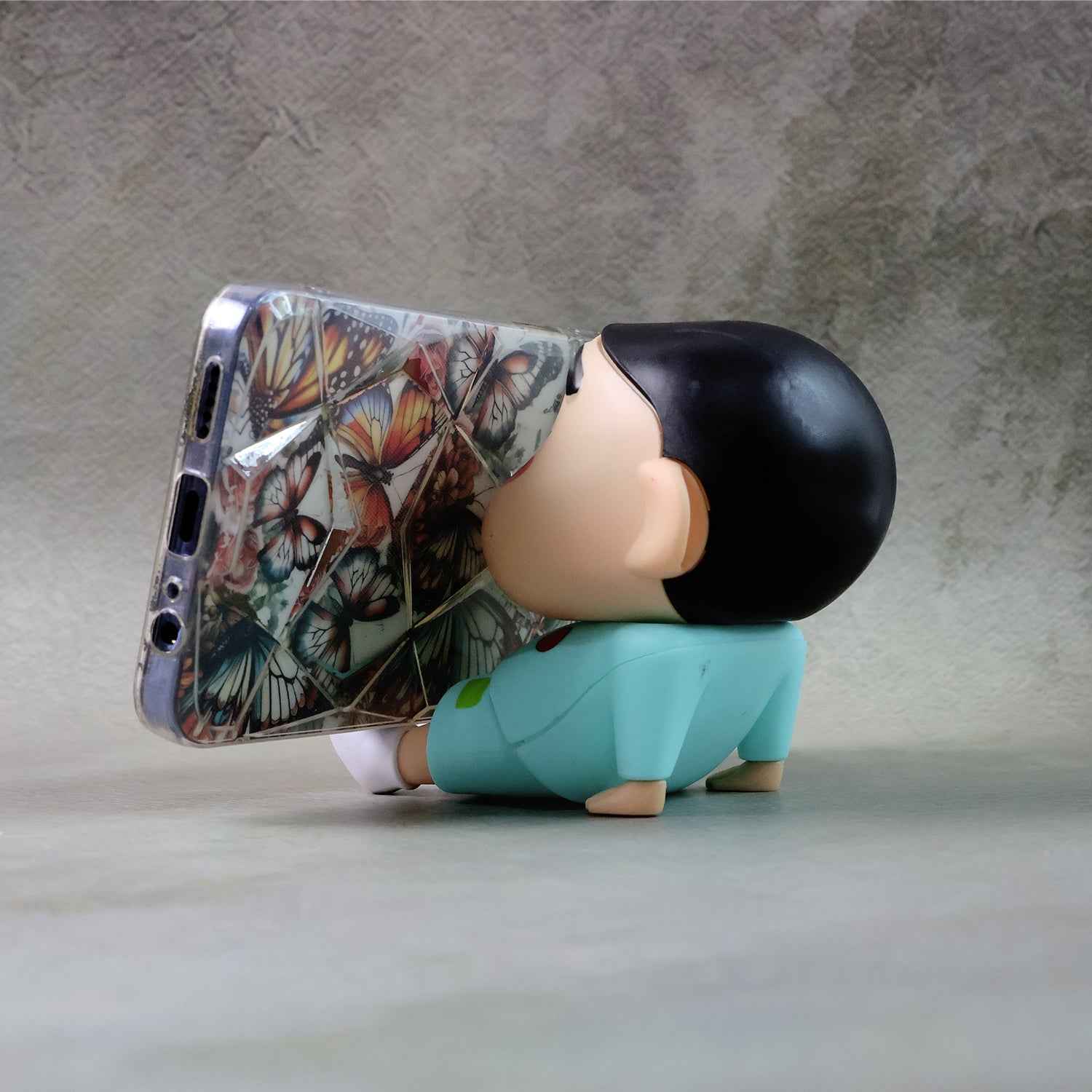 Cartoon Figurine Mobile Phone Stand – Stable & Anti-Slip Design