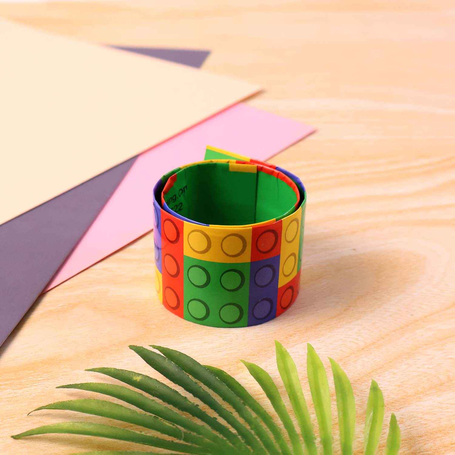 Snap Slap Bracelet – Colorful Fun Wrist Toy for Kids