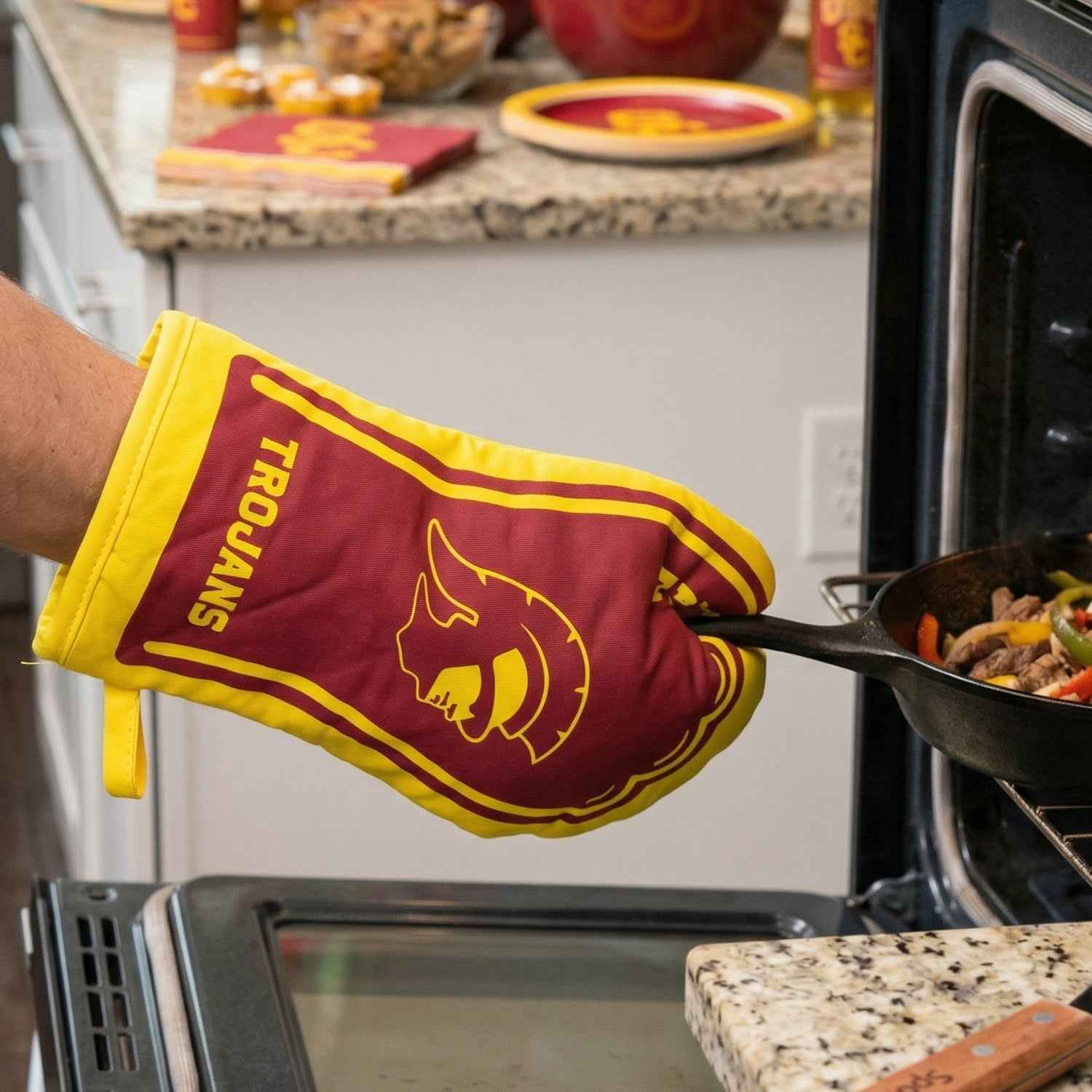 Heat Resistant Oven Mitt Gloves – Safe & Durable Kitchen Protection