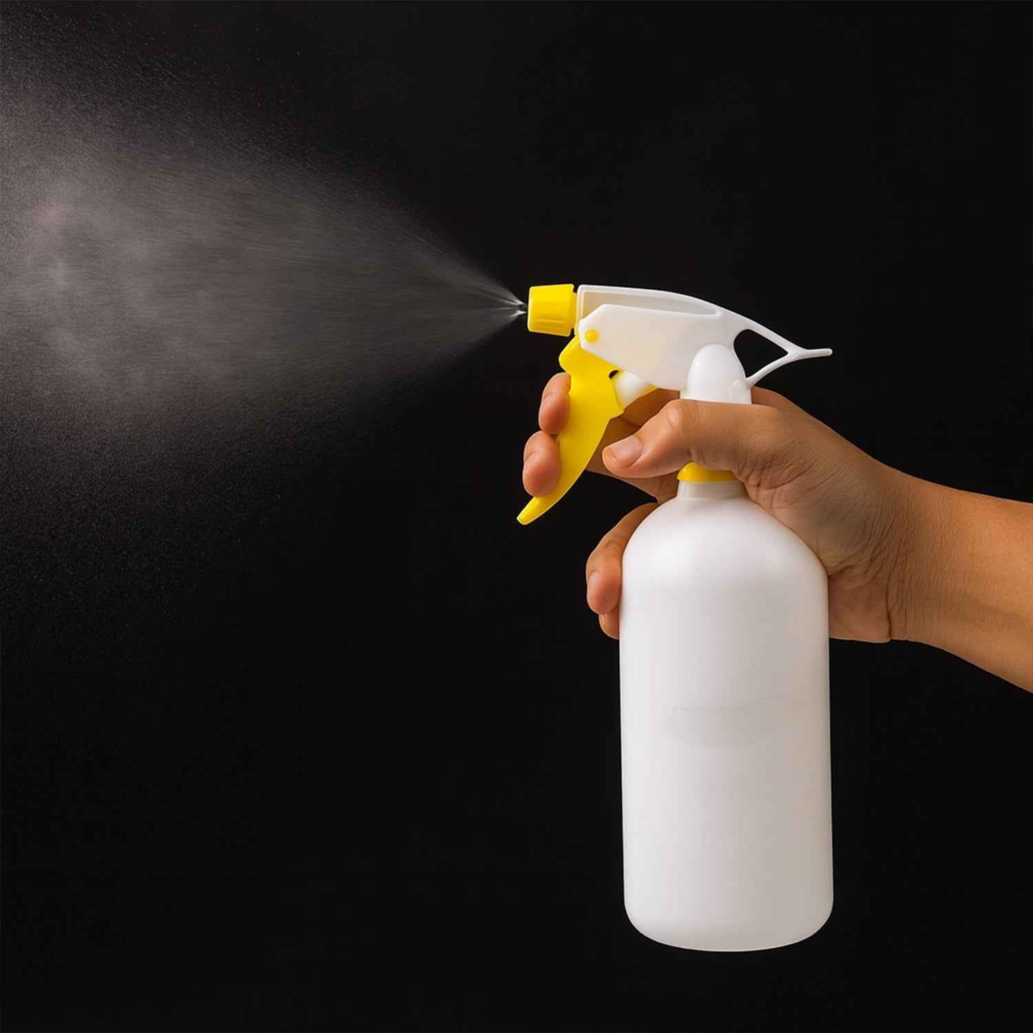 Floral Plastic Spray Bottle 500ml – Durable Multipurpose Mist Sprayer