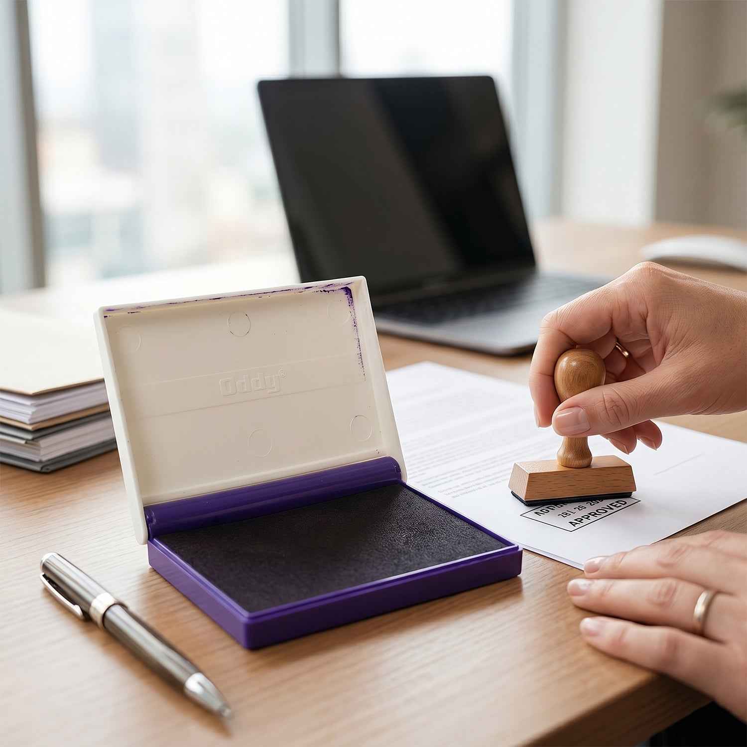 Ink Stamp Pad Ð Quick-Drying for Clear Office Impressions