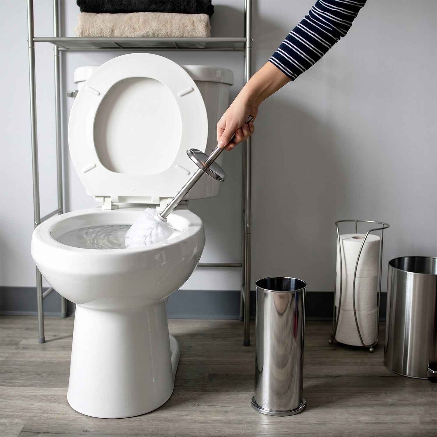 Toilet Cleaning Brush Ð Durable with Long Handle and Holder