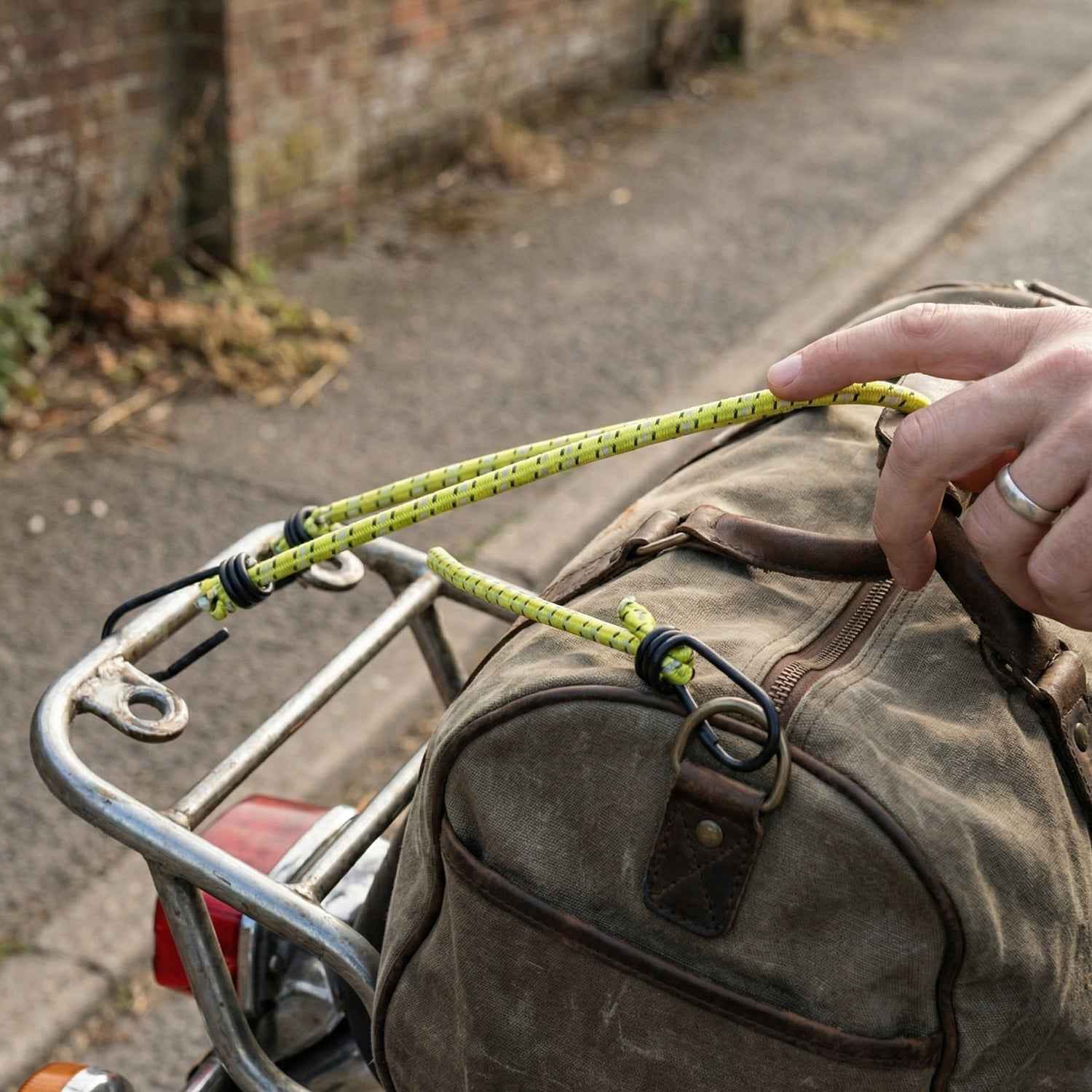 Elastic Bungee Cord – Heavy Duty 90 cm for Secure Tying