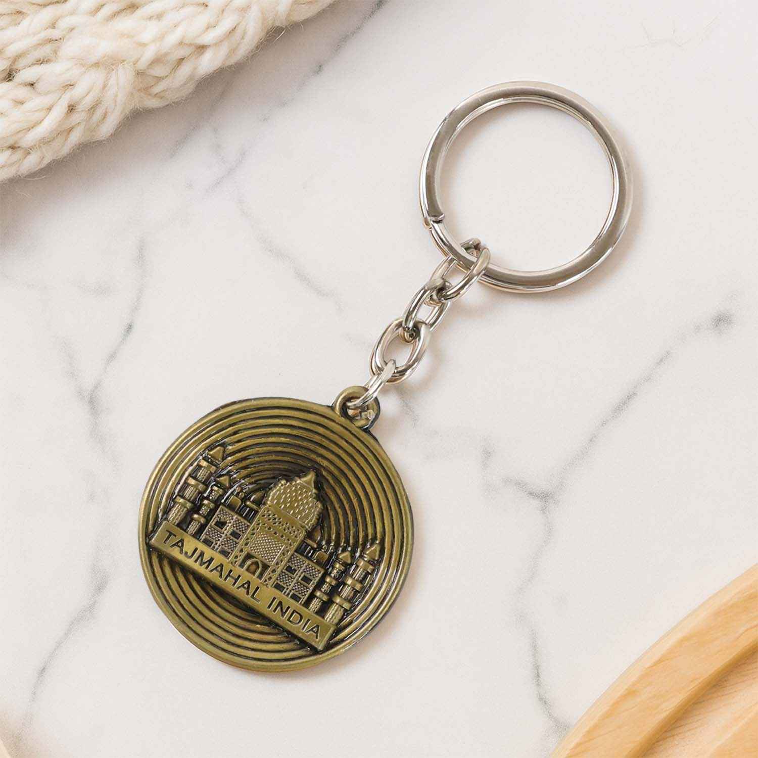 Taj Mahal Souvenir Keychain – Antique Brass Finish Durable Metal