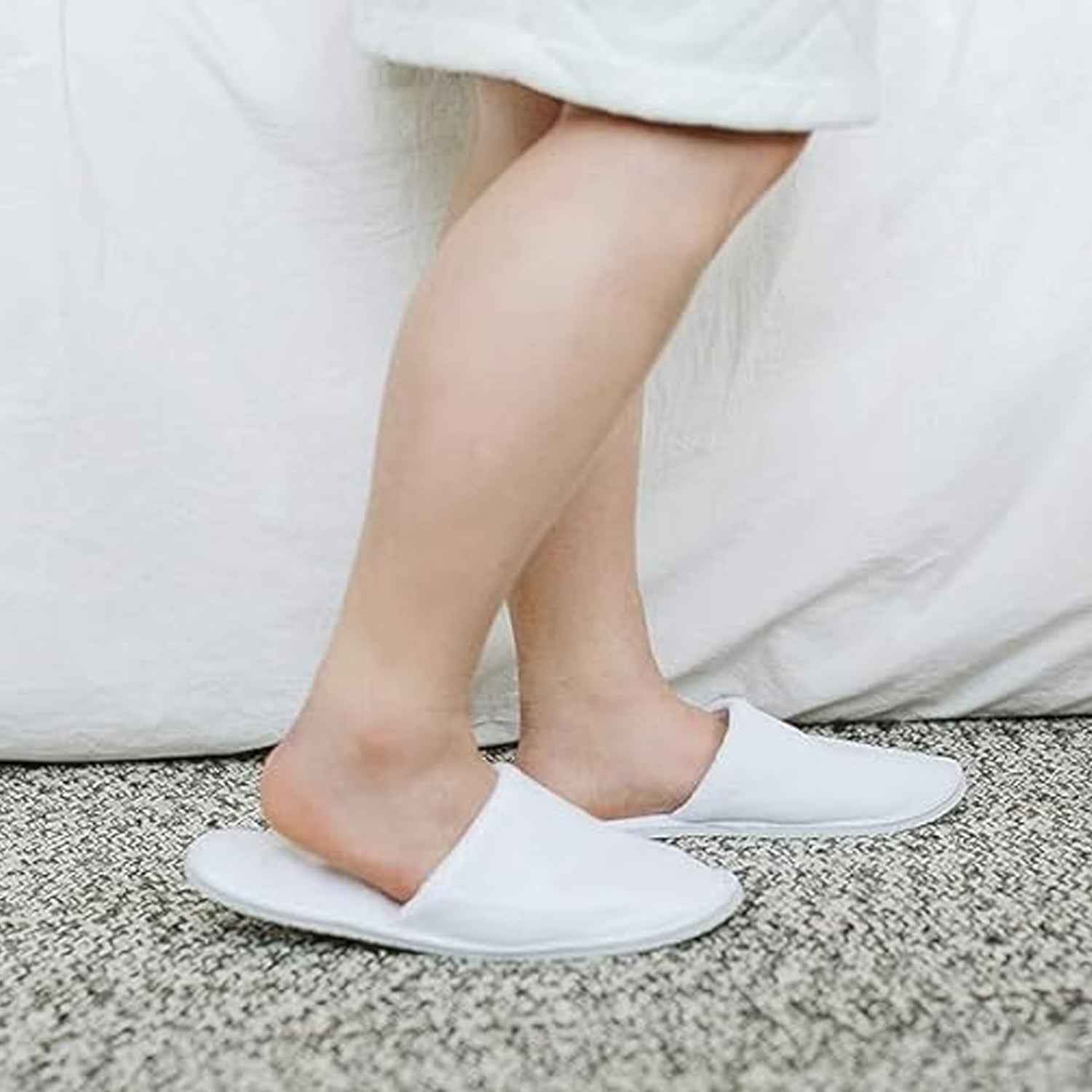 Disposable Hotel Slippers Ð Hygienic Single-Use Guest Footwear