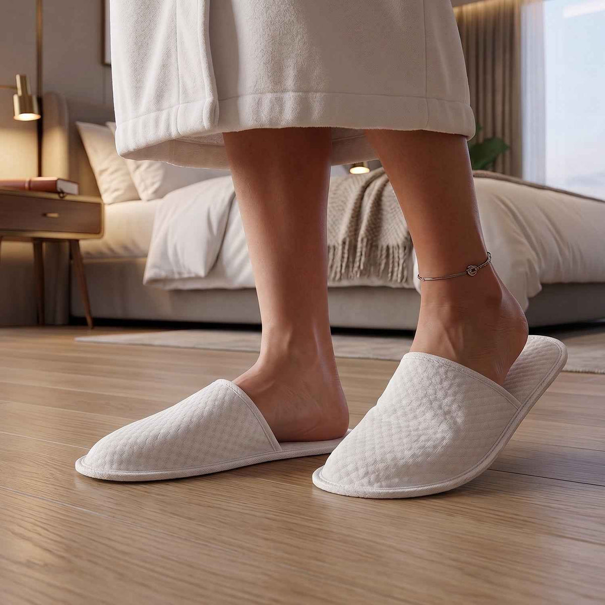 Disposable Hotel Slippers Ð Hygienic Single-Use Guest Footwear