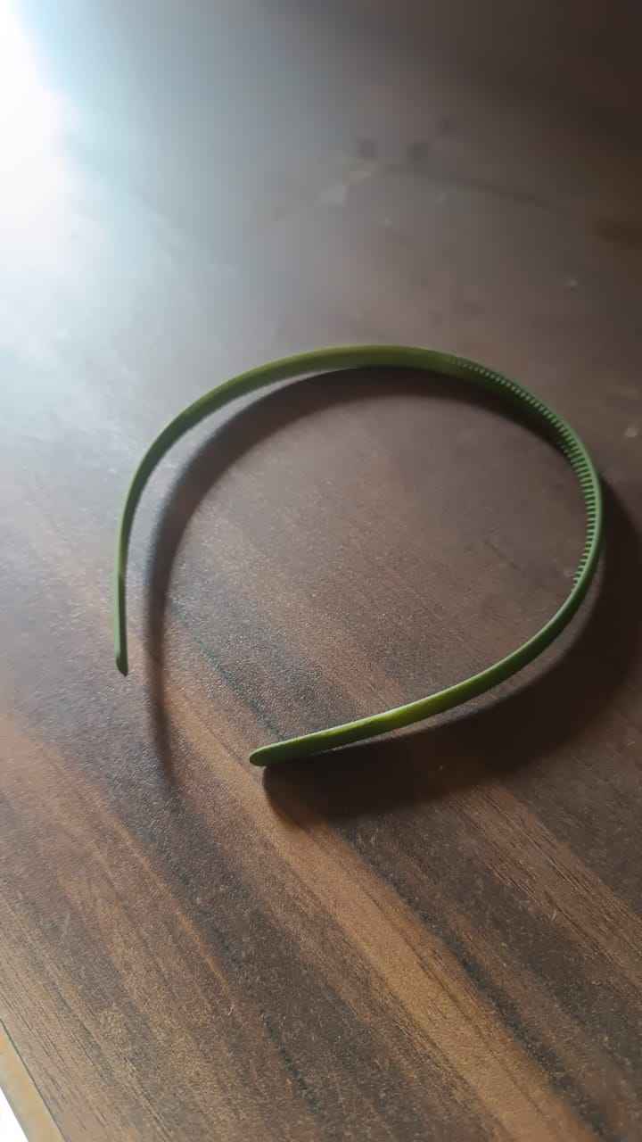 Plastic Headbands – Lightweight Durable Hair Accessories for Daily Use