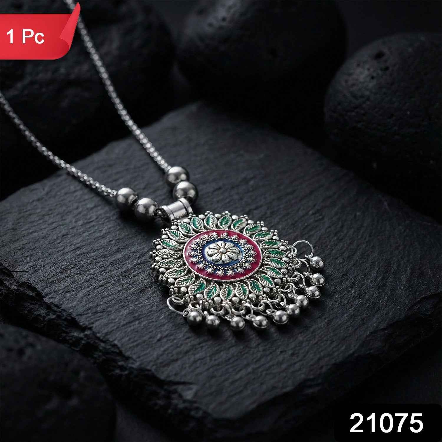 Floral Mandala Pendant Necklace – Antique Silver-Tone Oxidized Design