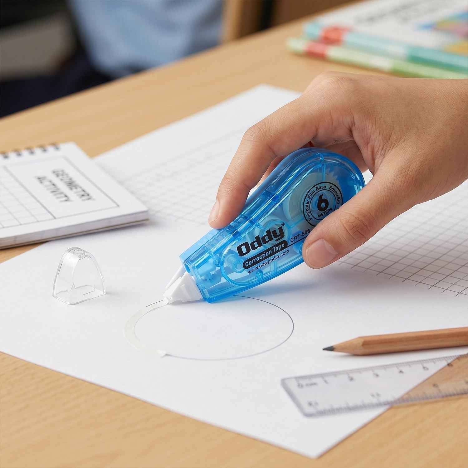 Correction Tape Ð Smooth, dry, mess-free application for neat writing