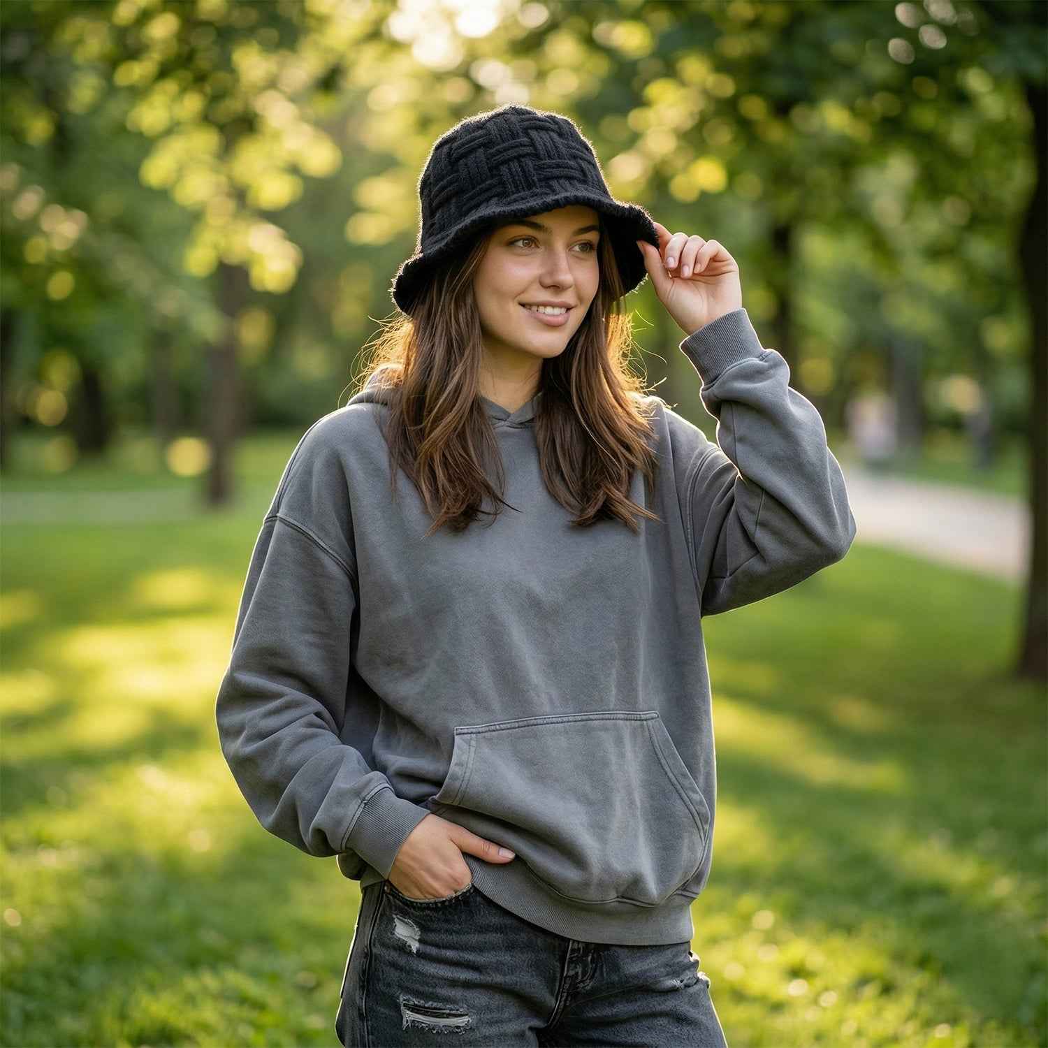 Winter Bucket Cap – Warm, Trendy & Unisex for All Seasons