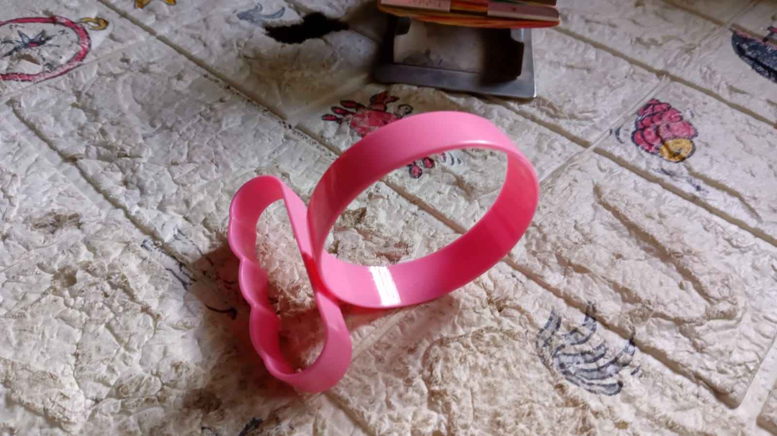 Tumbler Handle – Anti-Slip Grip for Travel Mugs | Tidy Table