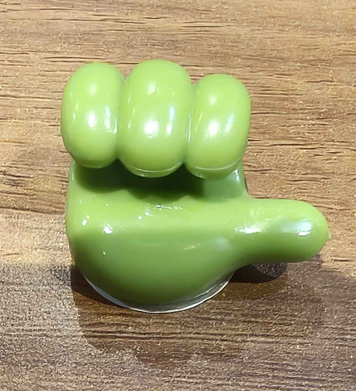 Hand-Shaped Wall Clip Holder – Flexible Grip for Keys & Cables