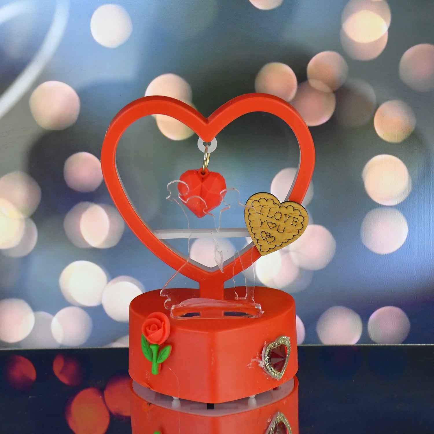 Romantic Heart-Shaped LED Light – Soft Glow Decorative Showpiece