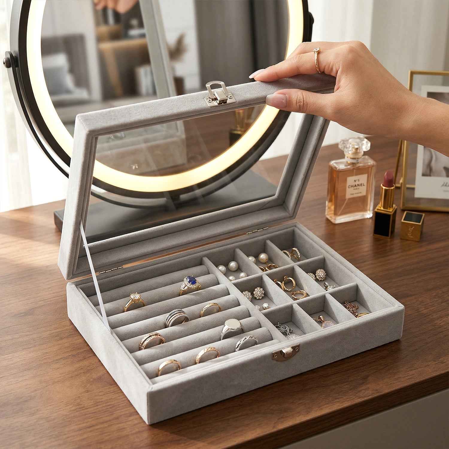 Velvet Jewellery Organizer Box Ð Transparent Lid & Multi-Compartment Storage