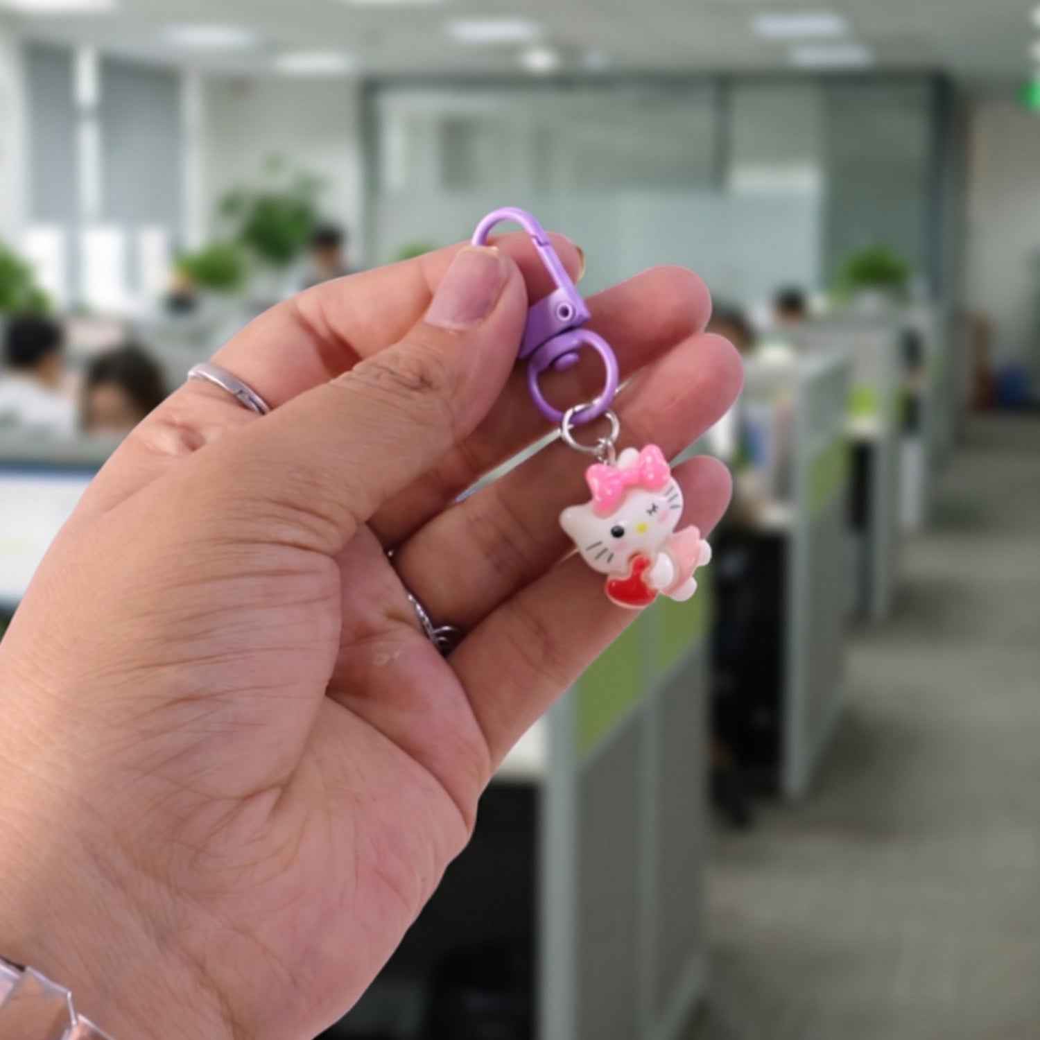 Cartoon Keychain with Heart and Bow Ð Cute Bag Charm for Girls