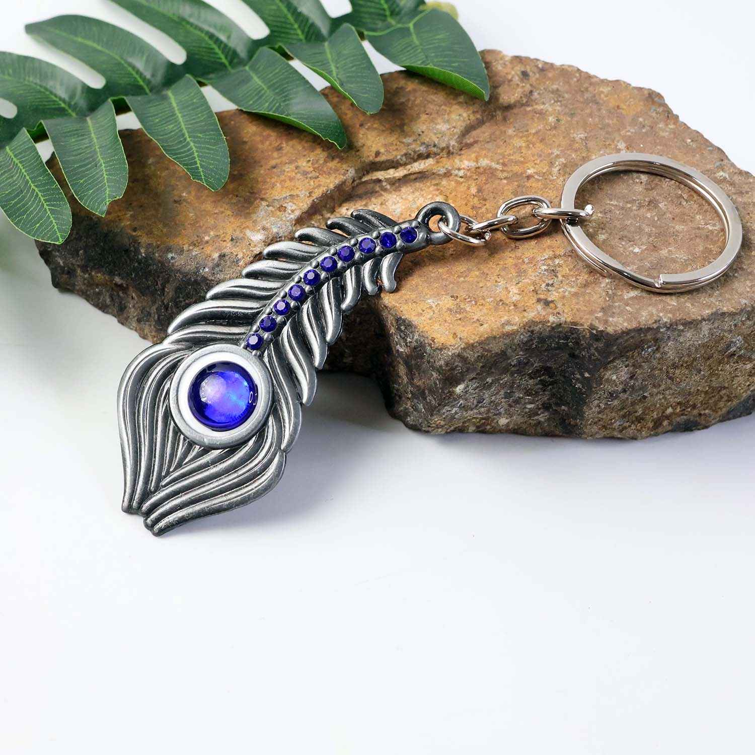 Peacock Feather Keychain – Elegant Metal with Blue Gem Accent