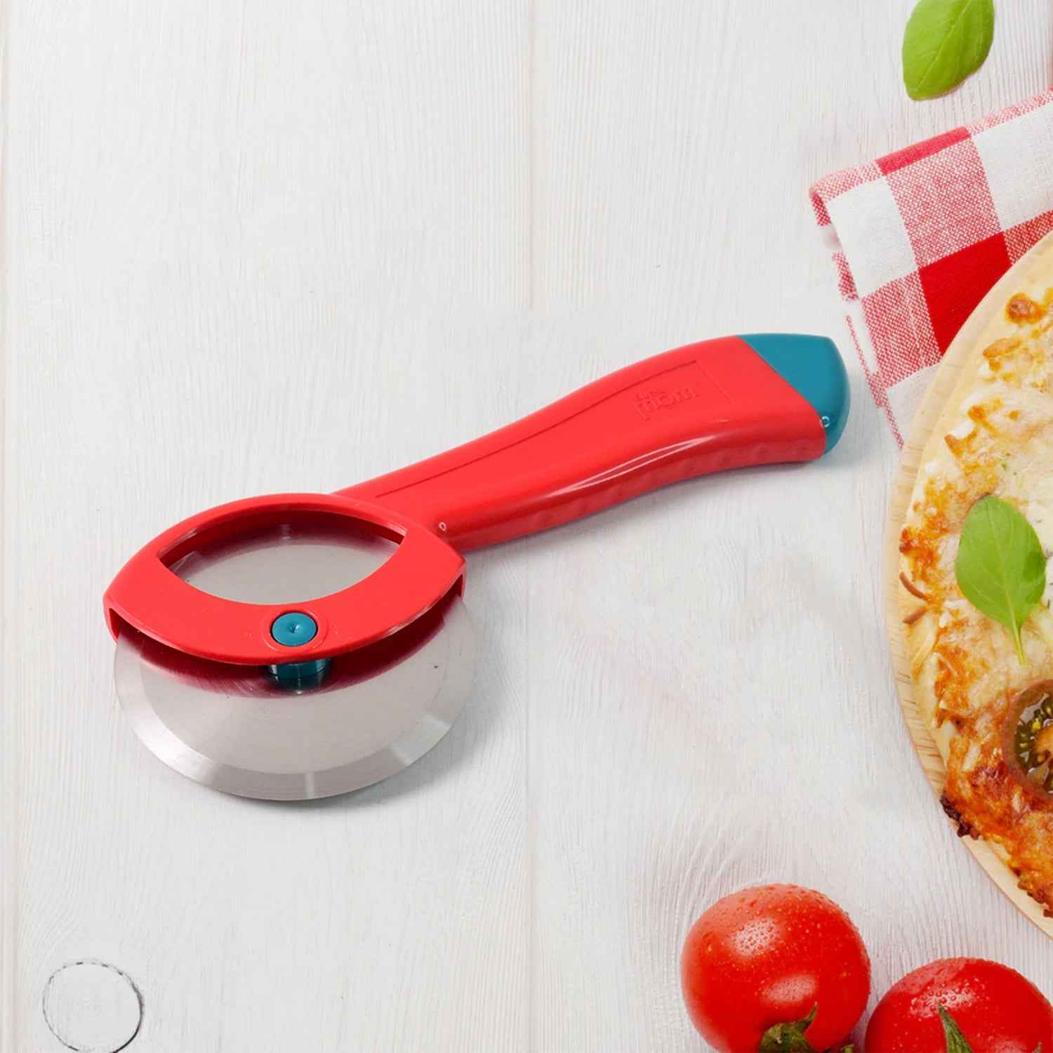Stainless Steel Pizza Cutter – Ergonomic Grip & Sharp Rotary Blade