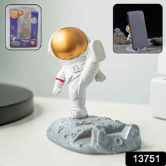 Astronaut Phone Holder – 3D Spaceman Design, Resin | PHOBIA