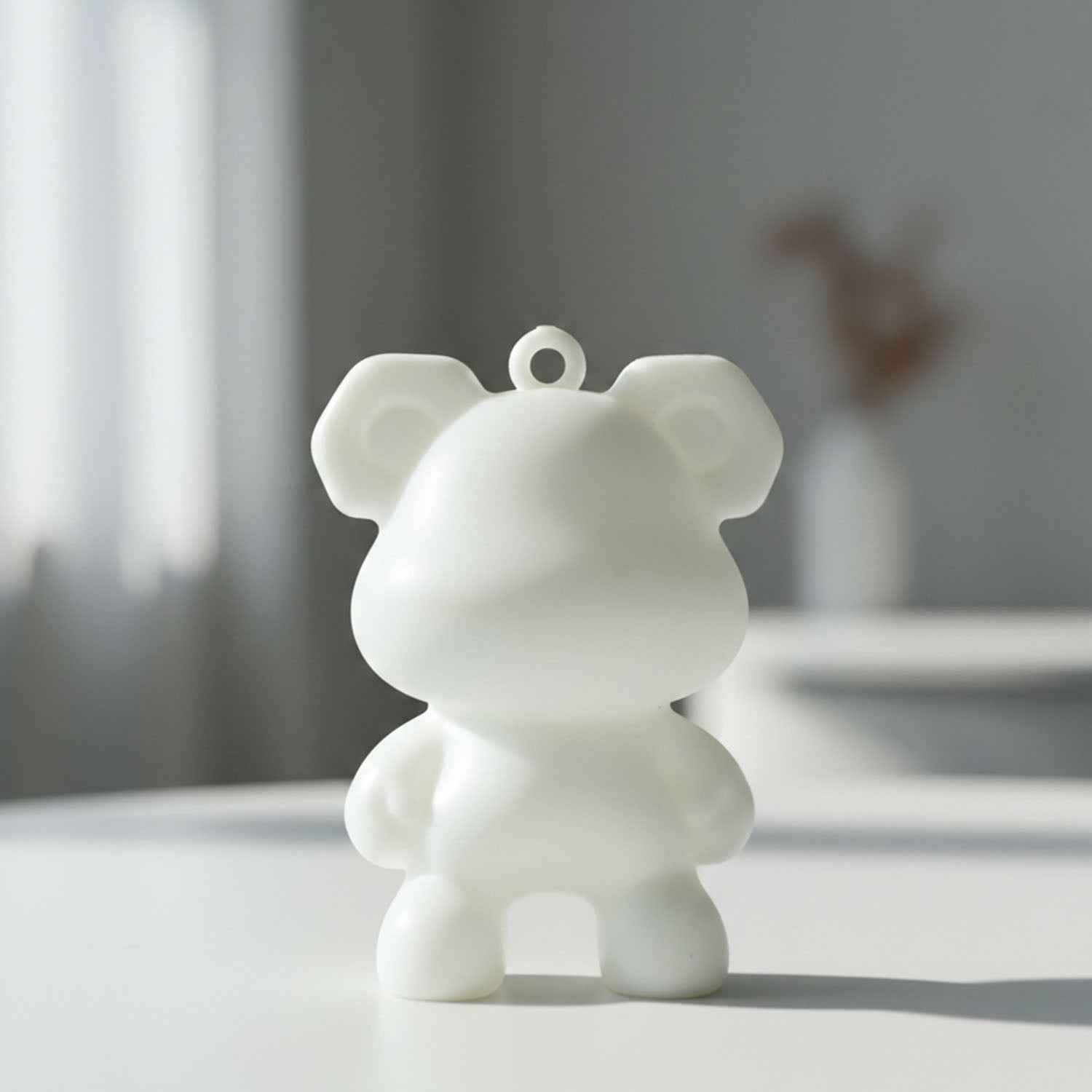 Bear Shape Mini Figure Keychain – Cute Decorative Accessory